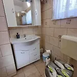 Denfi Vendeghaz Апартаменты *